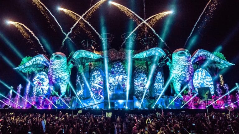 Electronic Music Artists https://www.everfest.com/system/images/W1siZiIsIjIwMTUvMDQvMTAvMTkvMTQvMDYvOTI0L0VsZWN0cmljX0RpYXN5X0Nhcm5pdmFsXzIwMTVfYUxJVkVfQ2F0aGVkcmFsX1N0YWdlLmpwZyJdXQ/Electric_Diasy_Carnival_2015_aLIVE_Cathedral_Stage.jpg